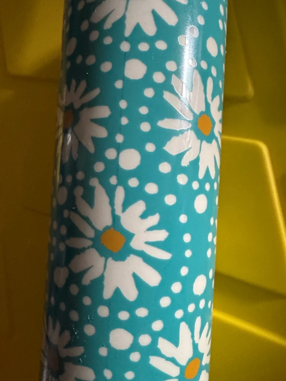 Pioneer woman Daisy-Patterned Teal Rolling Pin with Wooden Handles Flea Market
